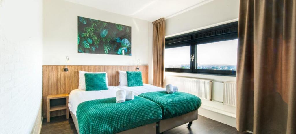 וחנינגן Hotel Wicc מראה חיצוני תמונה