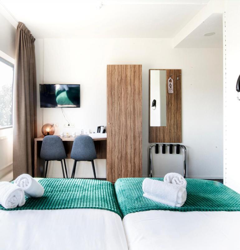 וחנינגן Hotel Wicc מראה חיצוני תמונה