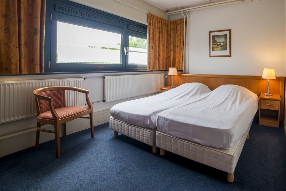 וחנינגן Hotel Wicc מראה חיצוני תמונה