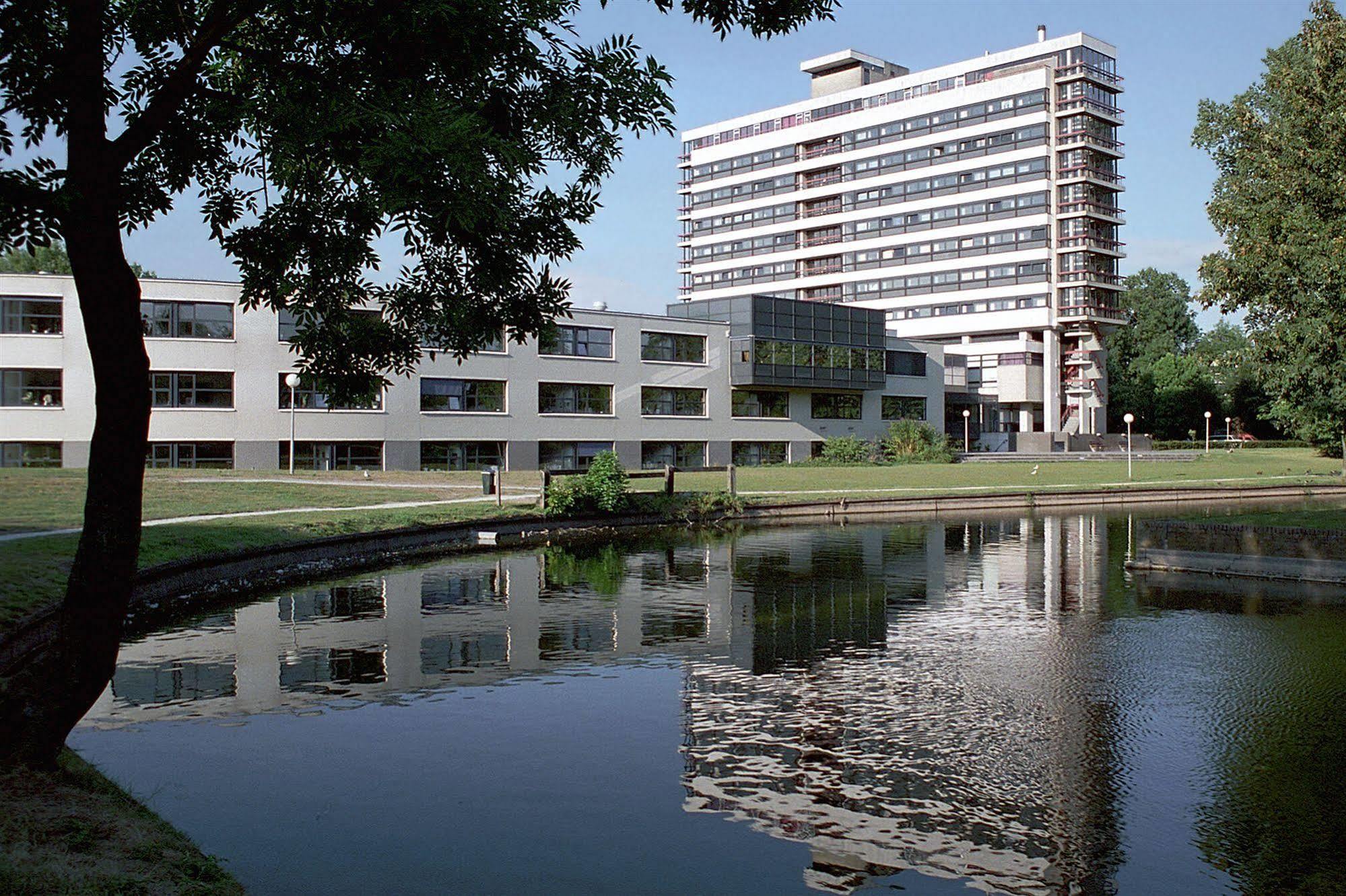 וחנינגן Hotel Wicc מראה חיצוני תמונה