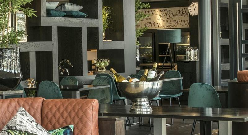 וחנינגן Hotel Wicc מראה חיצוני תמונה